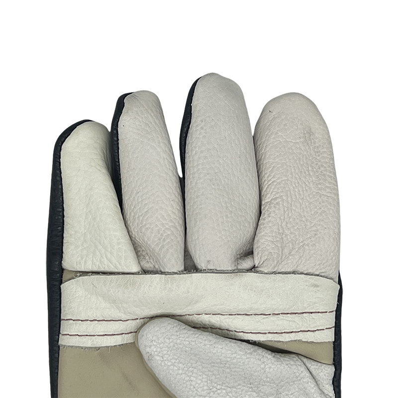 Leather gloves