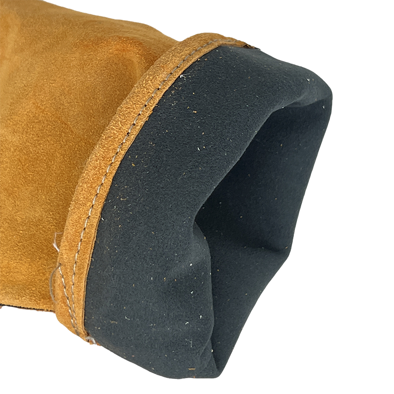 Leather gloves