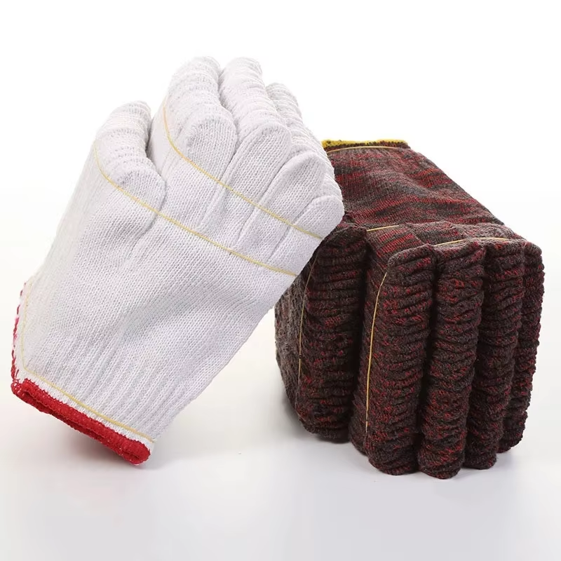 Knitted gloves